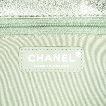 Chanel Reissue 2.55 Metallic Calfskin Roll Clutch (SHG-e9cHyV)