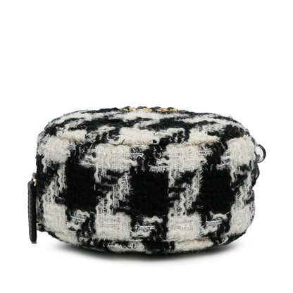 Chanel Round Tweed 19 Clutch with Chain and Lambskin Coin Purse (SHG-QcxD1I)