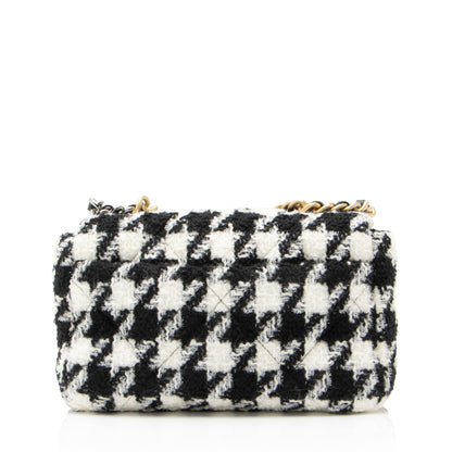Chanel Tweed Houndstooth 19 Medium Flap Shoulder Bag