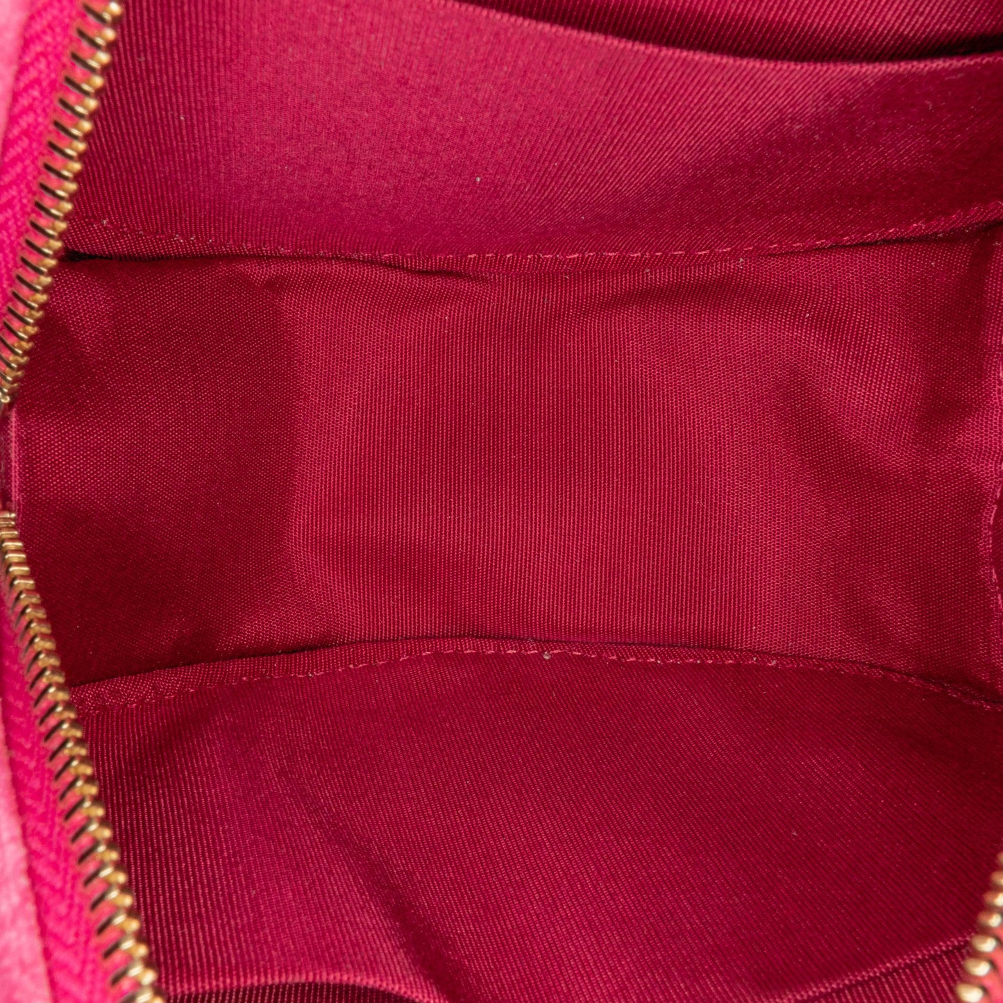 Chanel Velvet Pearl Crush Round Clutch with Chain (SHG-c4Cqfk)