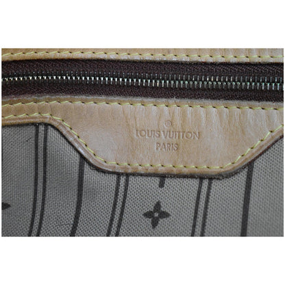 LOUIS VUITTON Delightful GM Monogram Canvas Shoulder Bag Brown