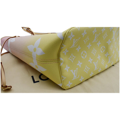 LOUIS VUITTON Neverfull MM Pool Monogram Giant Tote Shoulder Bag Light Pink