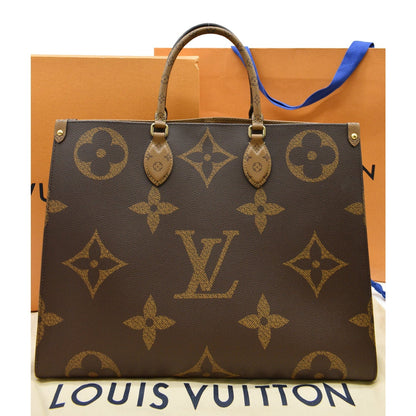 LOUIS VUITTON Onthego GM Giant Monogram Canvas Tote Shoulder Bag Brown