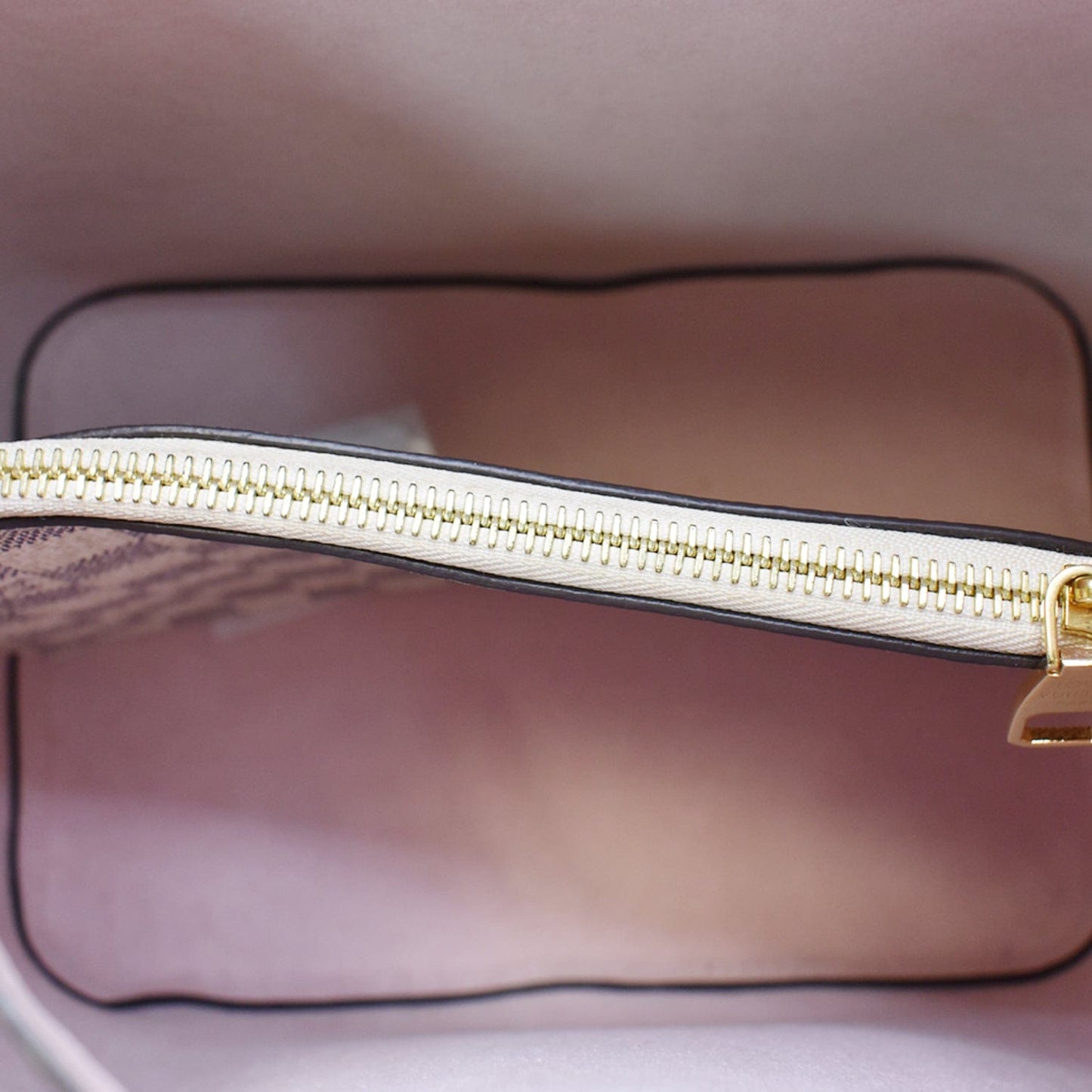 LOUIS VUITTON Neonoe MM Damier Azur Shoulder Bag Rose