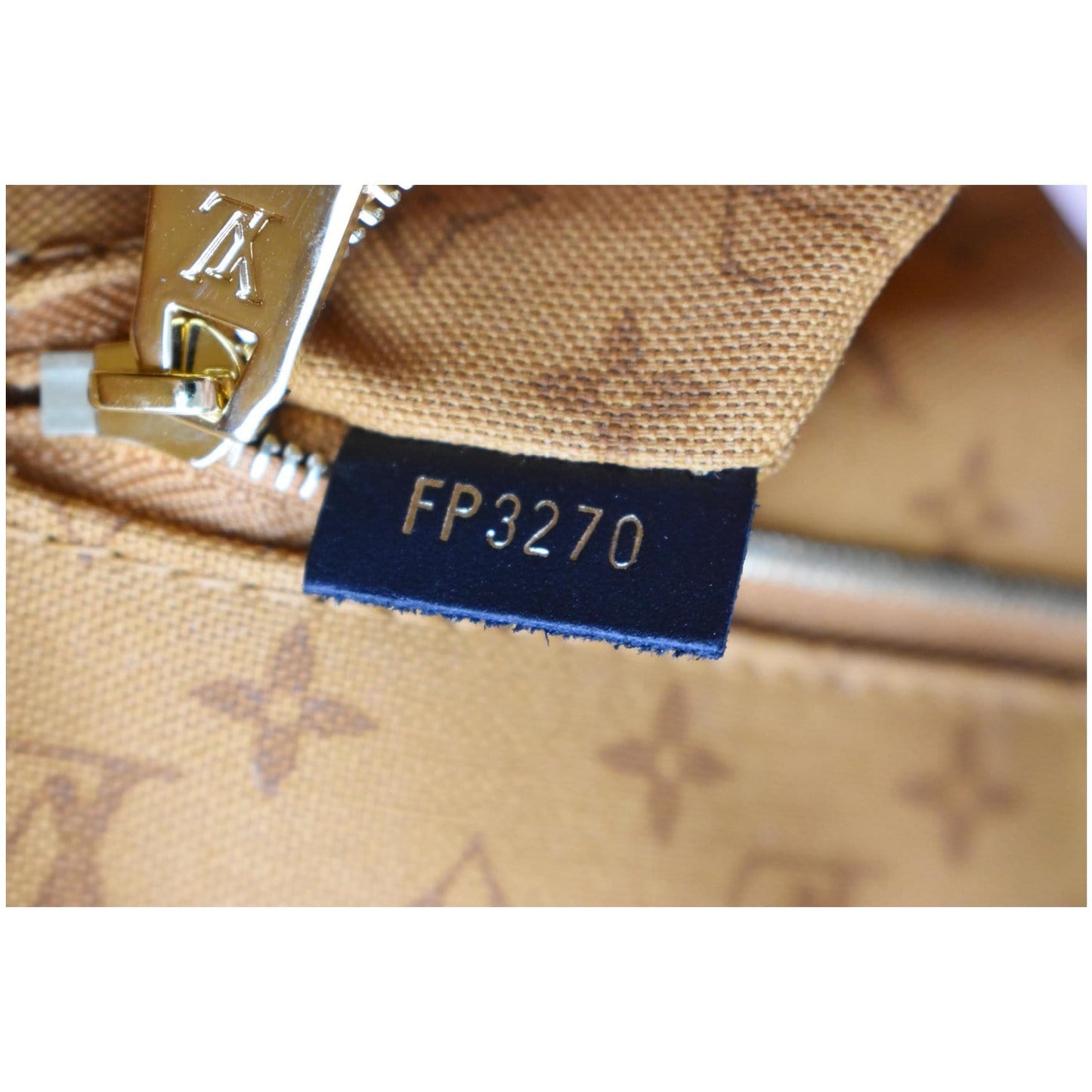 LOUIS VUITTON Onthego GM Crafty Monogram Giant Canvas Shoulder Bag Caramel