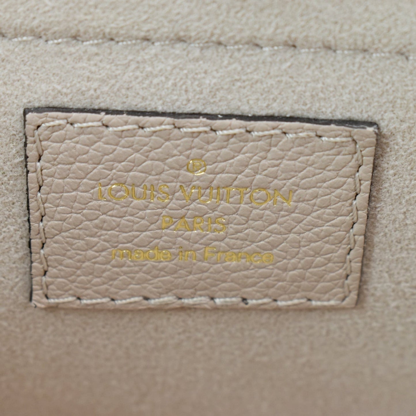 LOUIS VUITTON Lockme Tender Grained Calfskin Leather Shoulder Bag Greige
