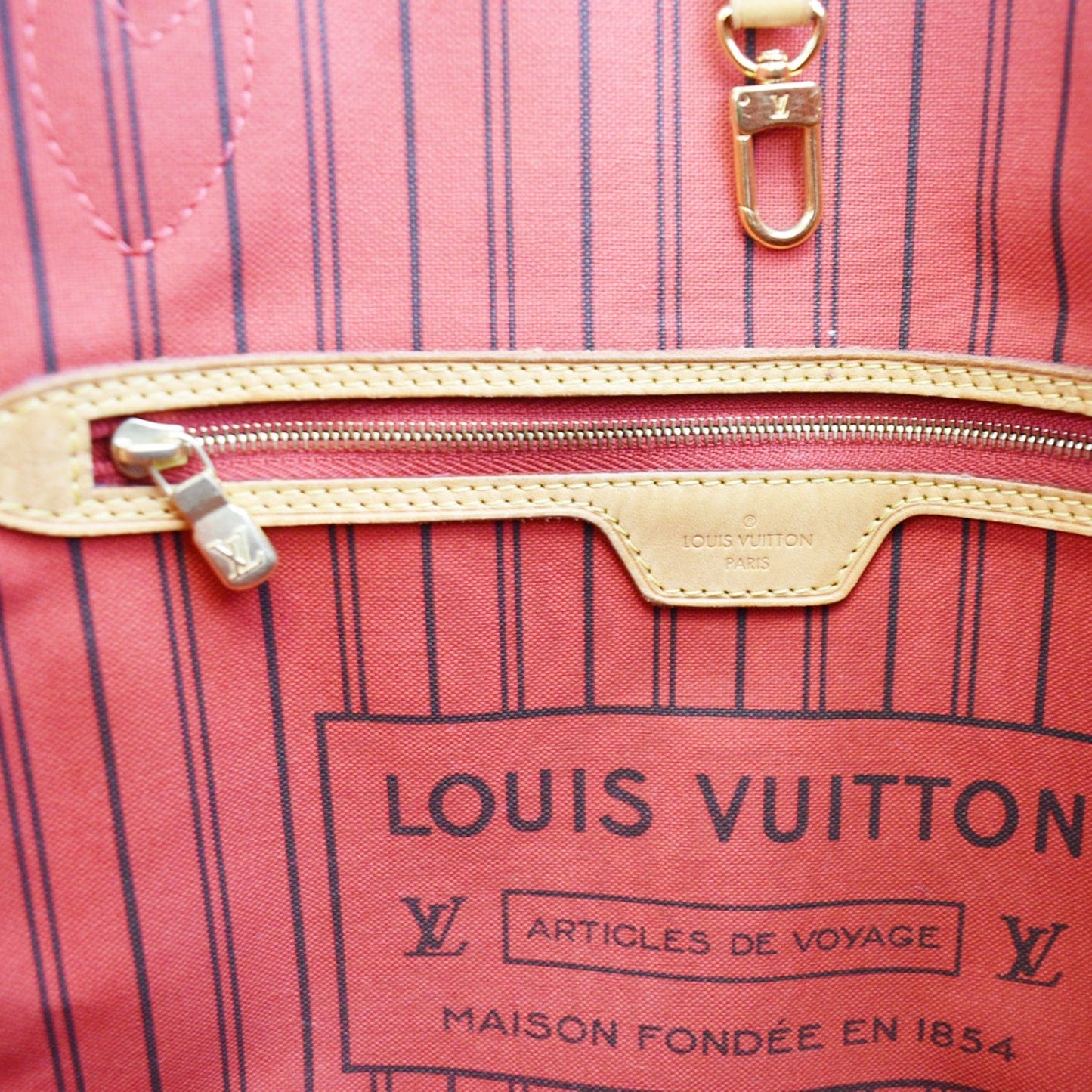 LOUIS VUITTON Neverfull MM Monogram Canvas Shoulder Bag Brown