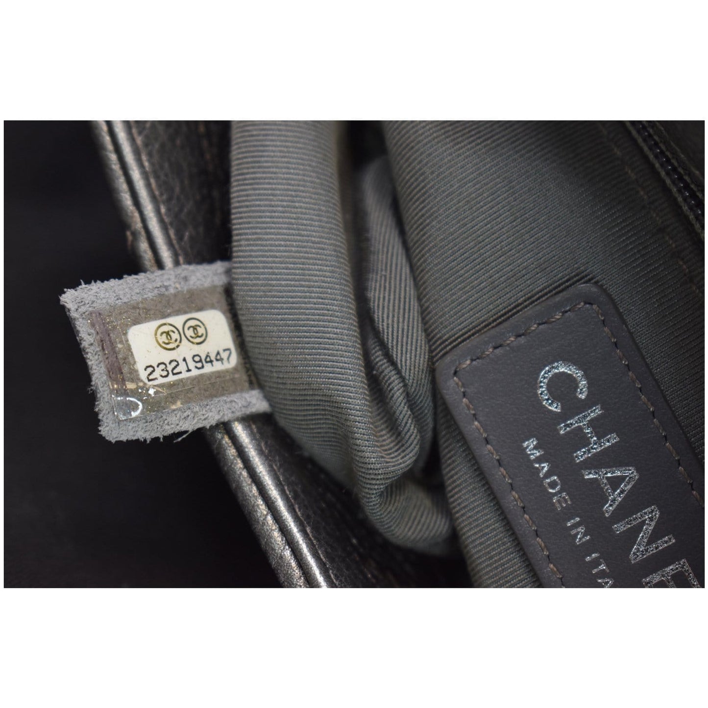 CHANEL Casual Pocket Flap Caviar Messenger Shoulder Bag Silver