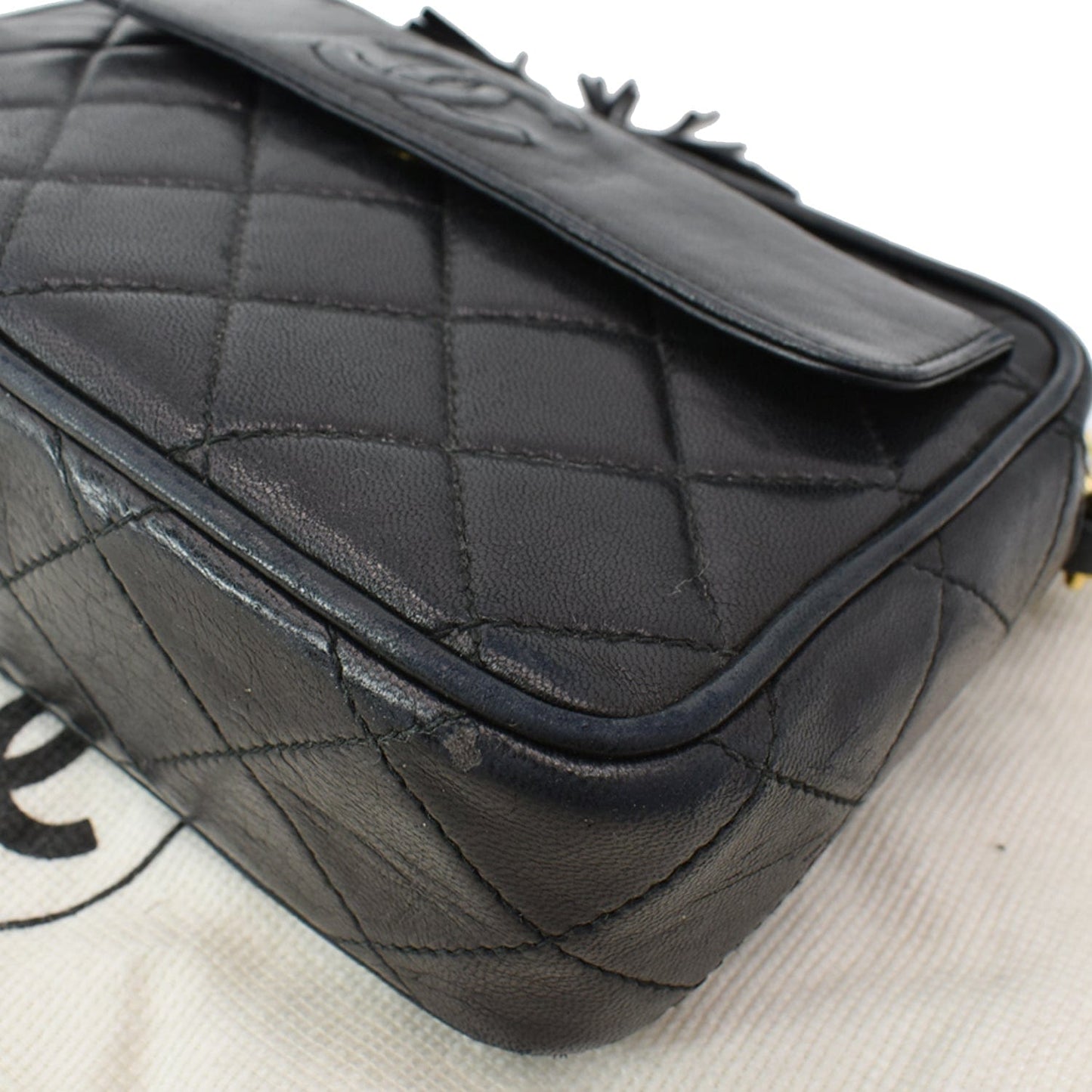 CHANEL Vintage Lambskin Leather Camera Shoulder Bag Black