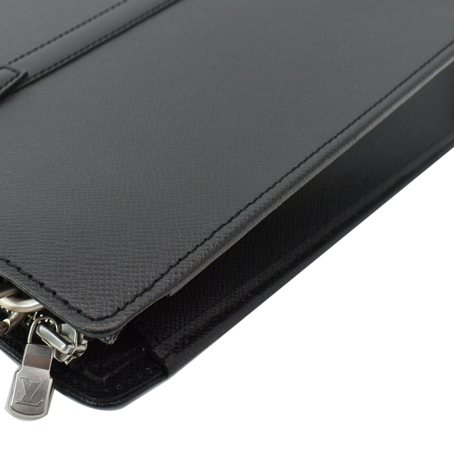 LOUIS VUITTON Lozan Taiga Leather Briefcase Shoulder Bag Black