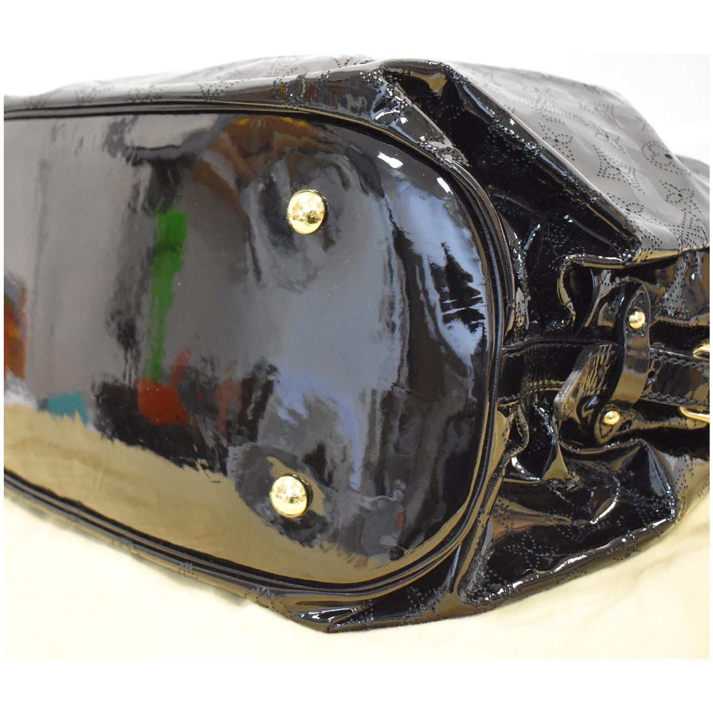 LOUIS VUITTON Mahina XL Patent Leather Shoulder Bag Black