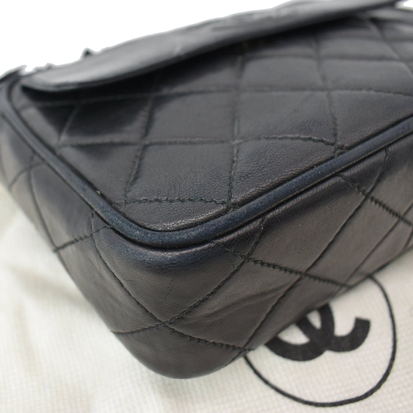 CHANEL Vintage Lambskin Leather Camera Shoulder Bag Black