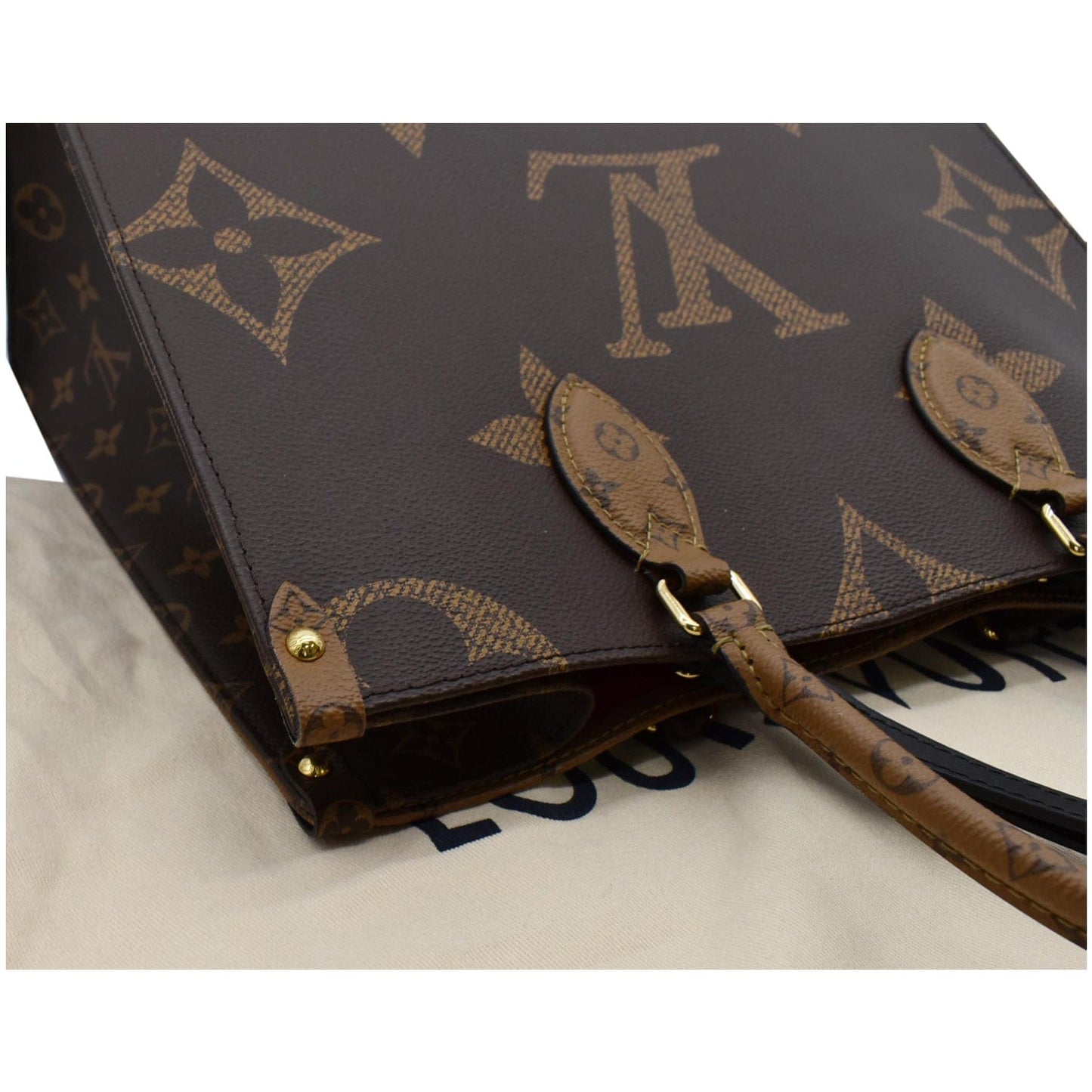 LOUIS VUITTON Onthego MM Giant Monogram Canvas Tote Shoulder Bag Brown