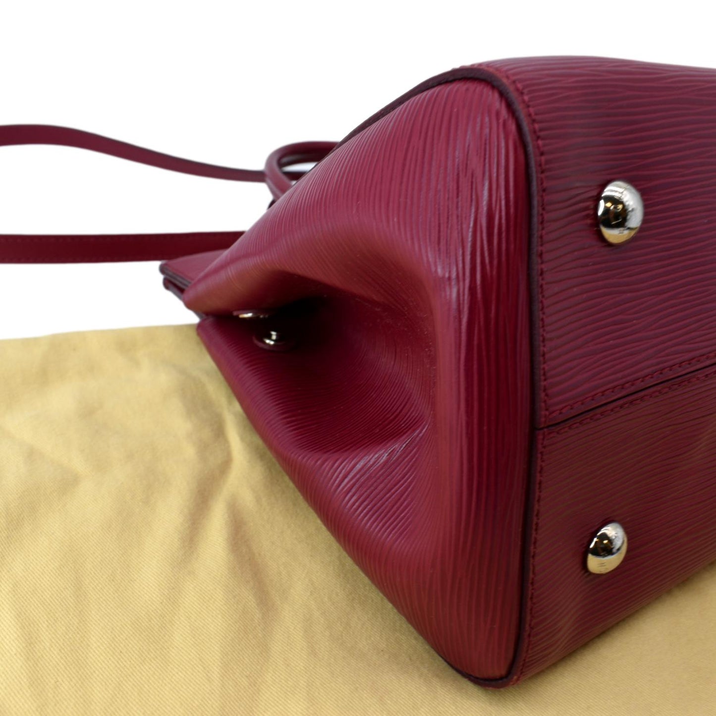 LOUIS VUITTON Marly MM Epi Leather Shoulder Bag Red