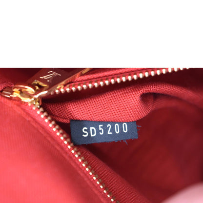 LOUIS VUITTON Onthego GM Giant Monogram Canvas Tote Shoulder Bag Brown