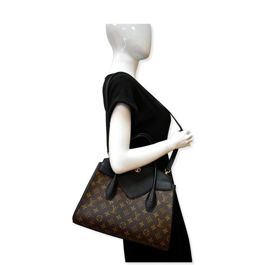 LOUIS VUITTON Florine Monogram Canvas Shoulder Bag Black