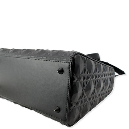 CHRISTIAN DIOR Medium Black Lady Dior Cannage Calfskin Shoulder Bag Black