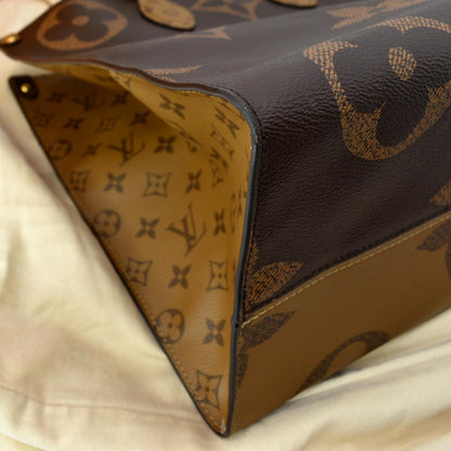 LOUIS VUITTON Onthego GM Giant Monogram Canvas Tote Shoulder Bag Brown