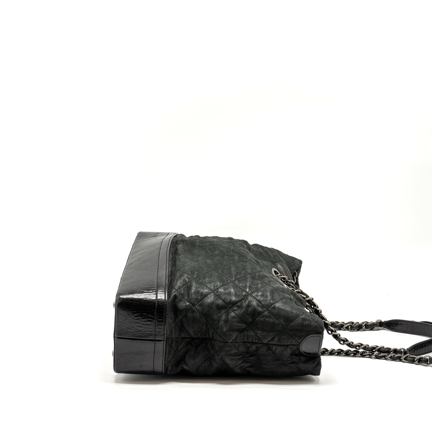 Chanel large quilted shoulder bag Calfskin black
