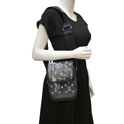 LOUIS VUITTON Monogram Savanna Elephant Chapman Brothers Canvas Shoulder Bag Blue