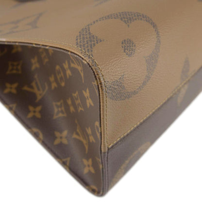 LOUIS VUITTON Onthego MM Giant Monogram Canvas Tote Shoulder Bag Brown