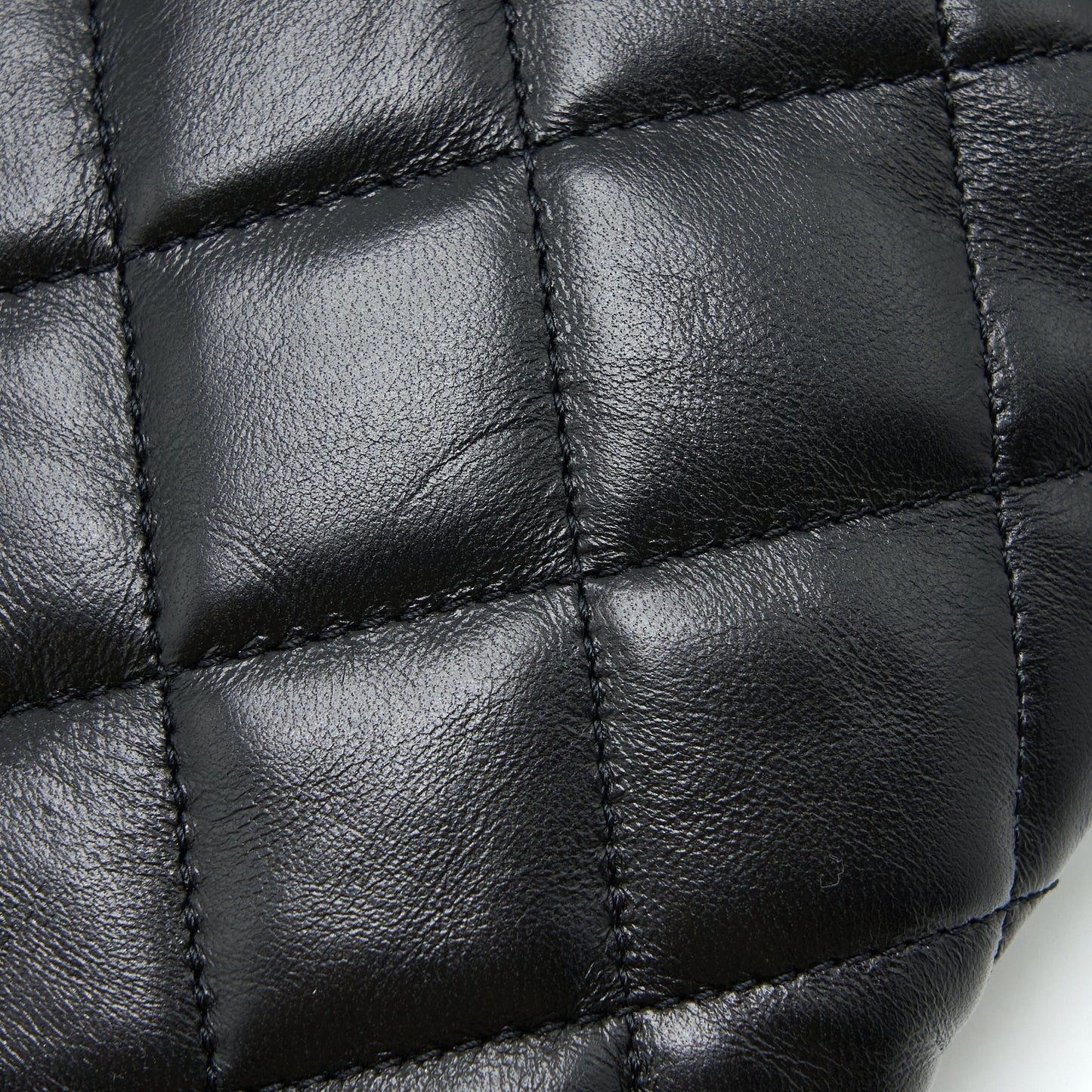 Chanel 22K Hobo Shoulder Bag Lambskin Black  (Microchip)