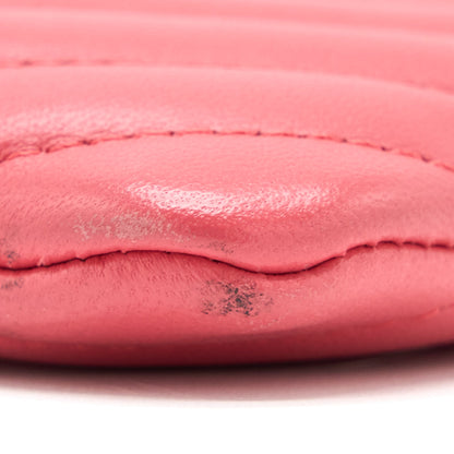 Chanel Chevron Clutch Lambskin Pink L