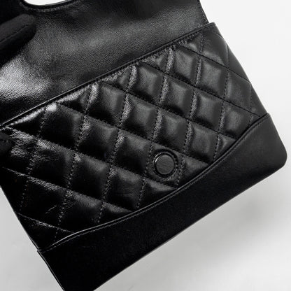 Chanel 24S Mini 31 Clutch Shiny lambskin Black L (Microchip)