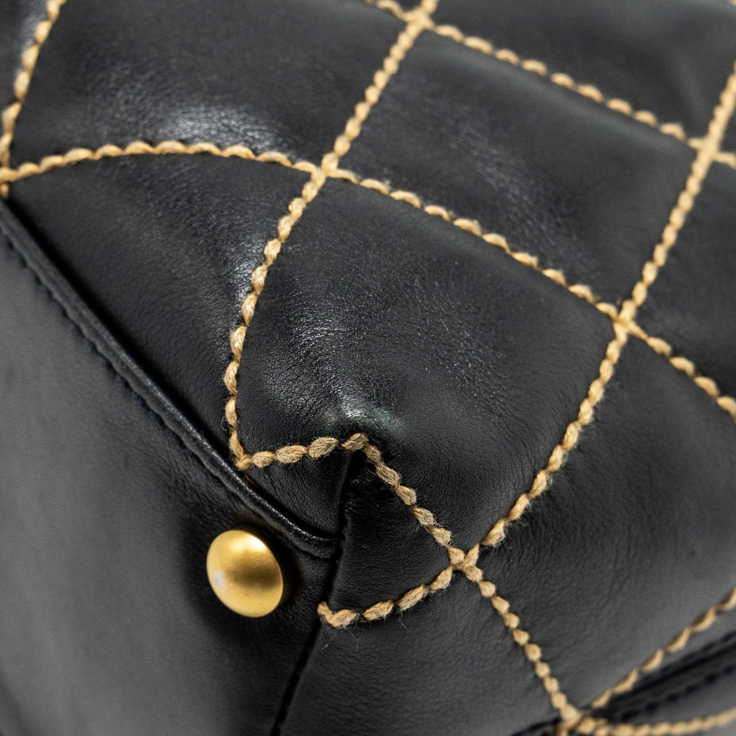 Chanel vintage quilted zip shoulder bag calfskin black