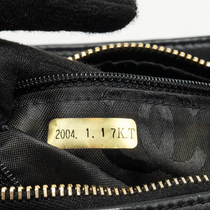 Chanel vintage quilted zip shoulder bag calfskin black