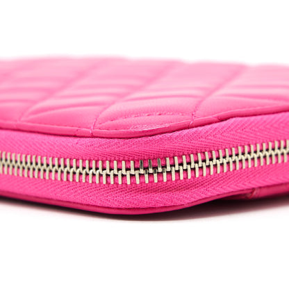 Chanel Quilted Zipper Clutch Lambskin Pink