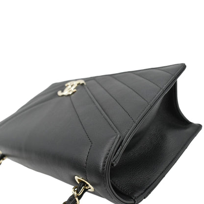 CHANEL CC Flap Chevron Stitched Leather Shoulder Bag Black
