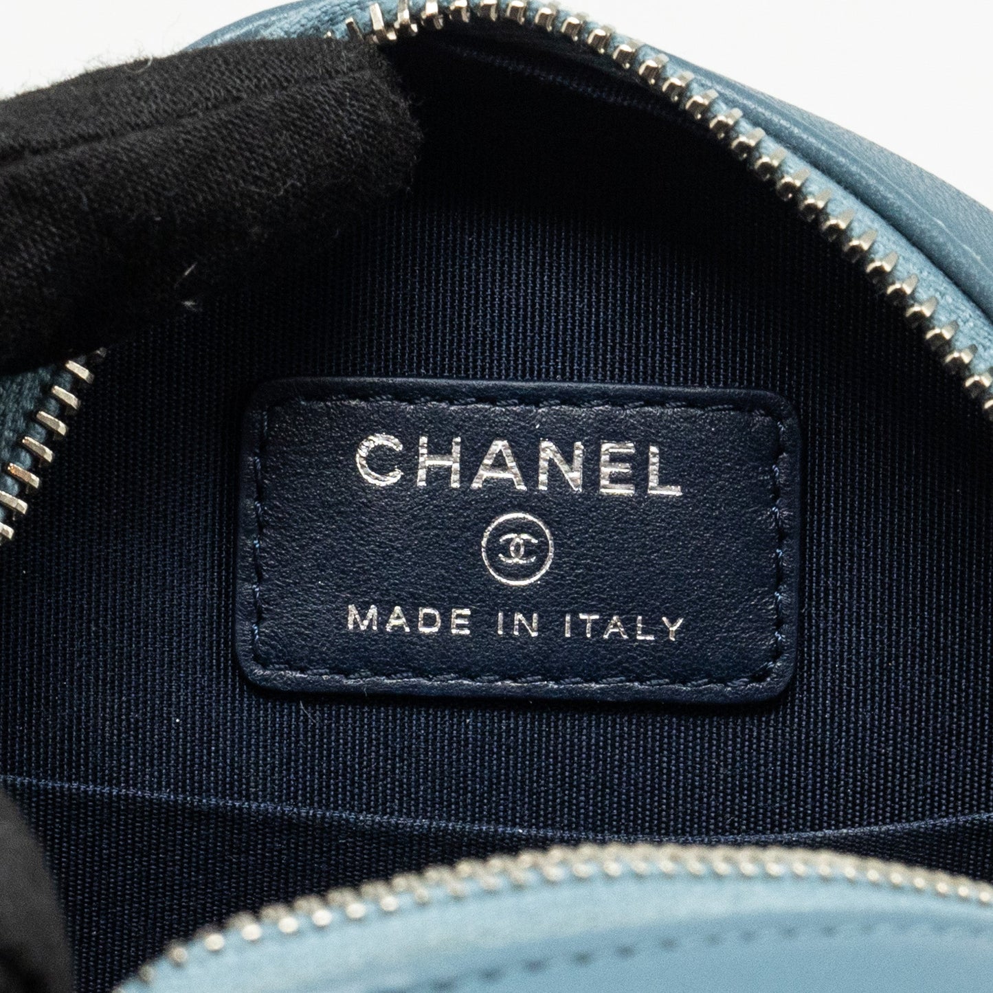 Chanel Round clutch with chain lambskin multicolour blue