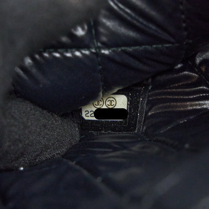 Chanel Boy Clutch Caviar Black