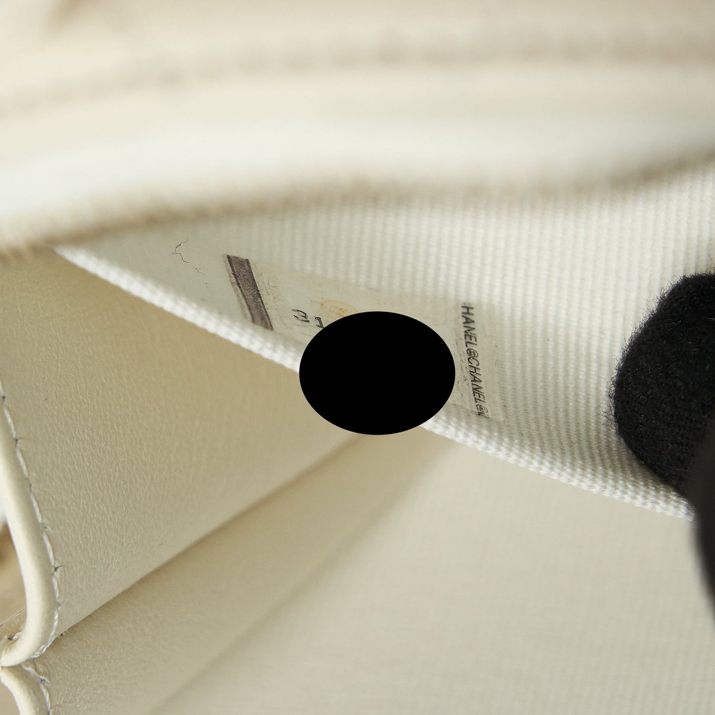 Chanel clutch with chain Caviar white L