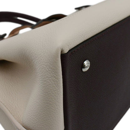 LOUIS VUITTON Lockme Day Leather Shoulder Bag Creme