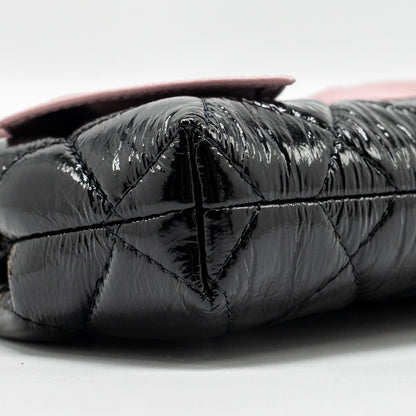 CHANEL 24A Bowknot Clutch With Chain Patent Crumpled lambskin/Shiny Lambskin Black/Pink  (Microchip)