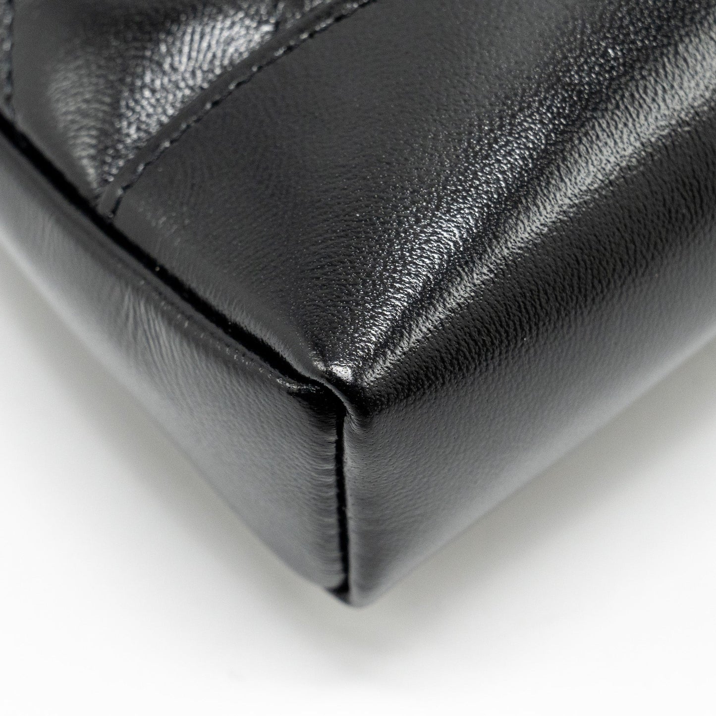 Chanel Mini 31 Clutch With Chain Shiny Calfskin Black L (Microchip)