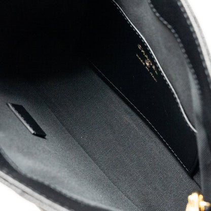 Chanel fold flap vanity clutch with chain caviar black