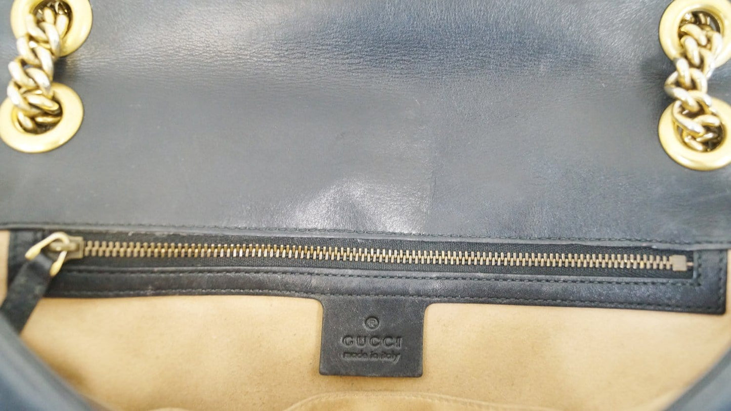 GUCCI Black Leather GG Marmont Matelasse Shoulder Bag