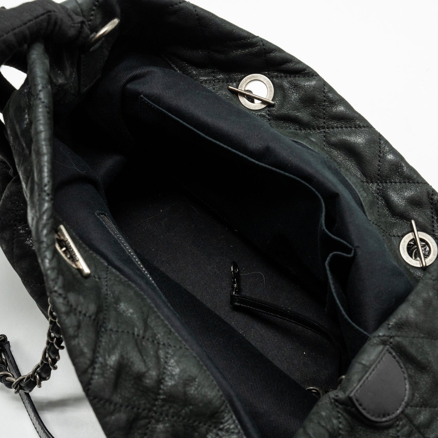 Chanel large quilted shoulder bag Calfskin black