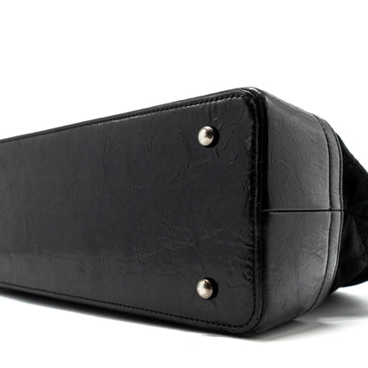 Chanel large quilted shoulder bag Calfskin black