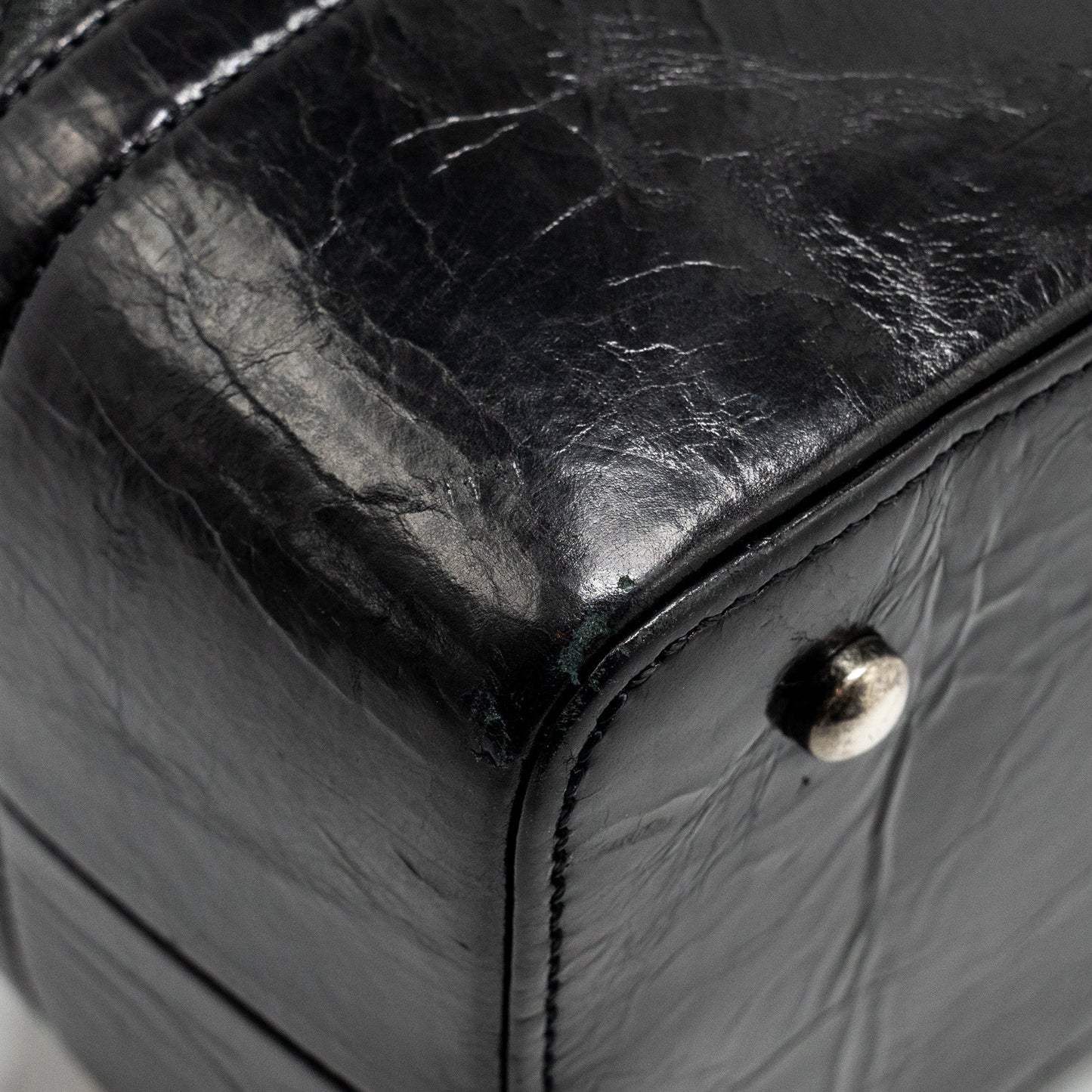 Chanel large quilted shoulder bag Calfskin black