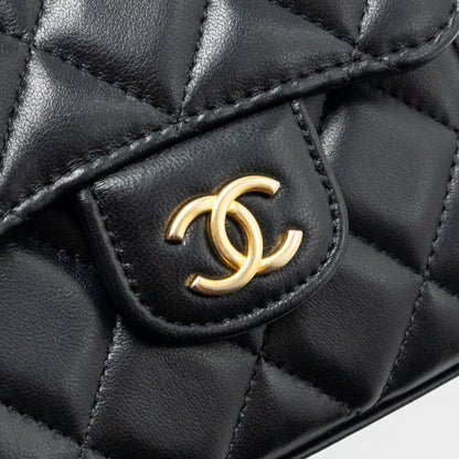 Chanel 22B Top Handle Mini Flap Clutch Lambskin black  (Microchip)