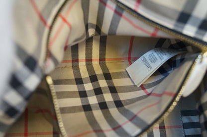 BURBERRY Grainy Leather White Bowling Shoulder Bag