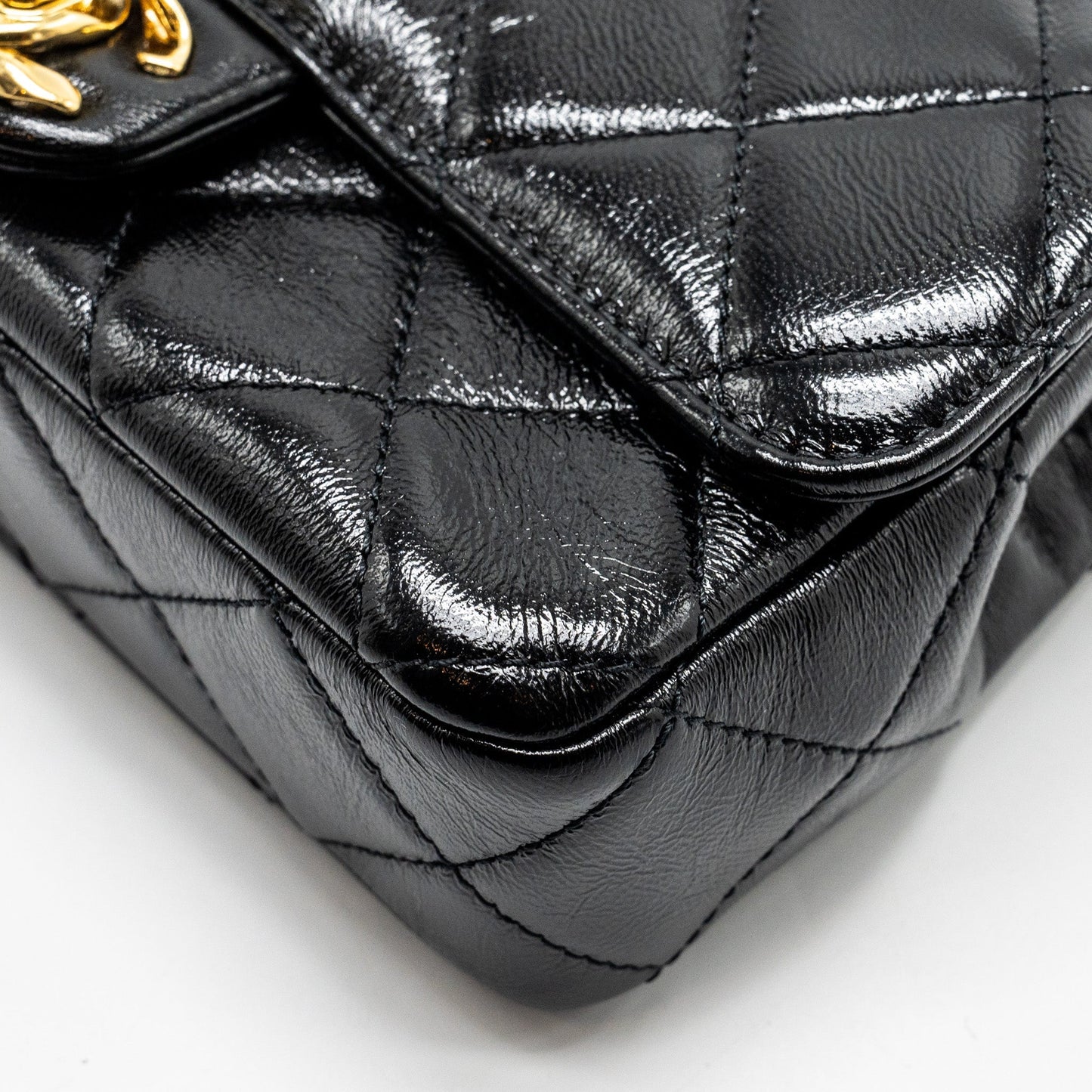 Chanel 24b Giant Chain Flap Shoulder Bag Lambskin Black  (Microchip)