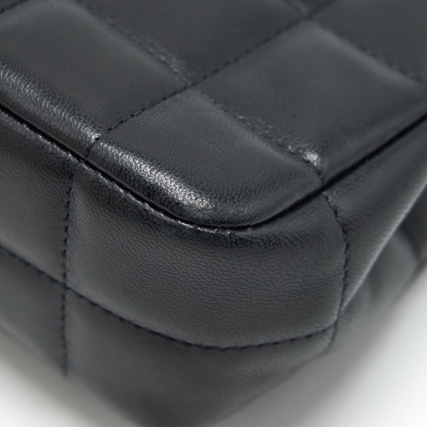 Chanel Camellia Mini Flap shoulder Bag Lambskin black