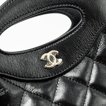 Chanel mini 31 Clutch with Chain Shiny Calfskin Black L (Microchip)