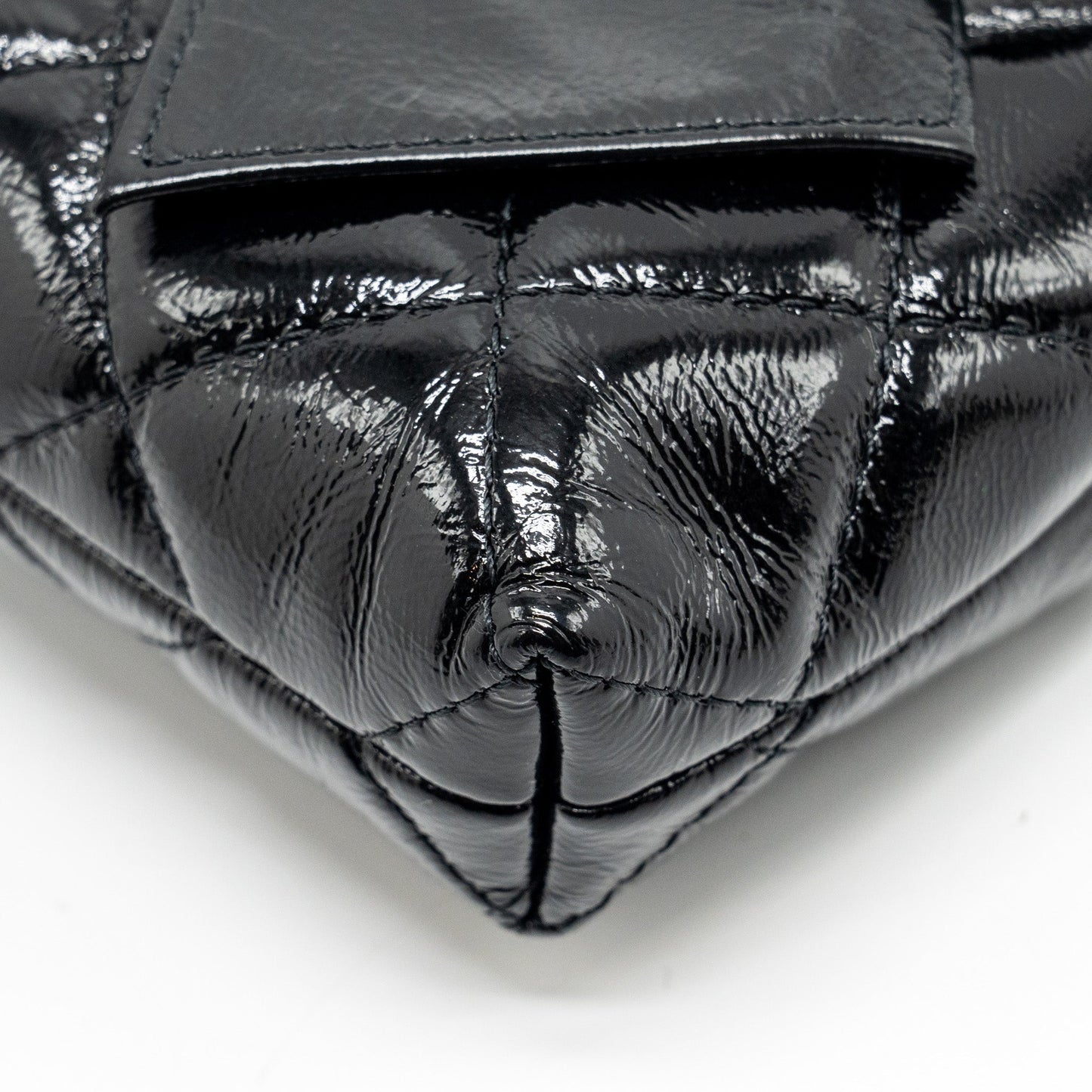 Chanel 24A Bowknot Clutch With Chain patent Crumpled Lambskin/Shiny Lambskin Black  (microchip)