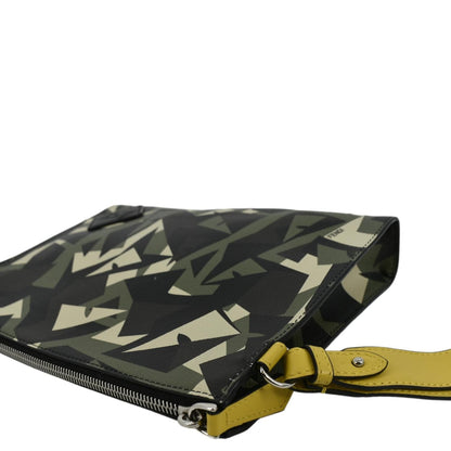 FENDI Leather Clutch Zip Pouch Black